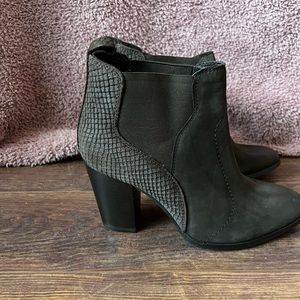 Seychelles Madhouse Suede Ankle Boot, Brown, 6.5